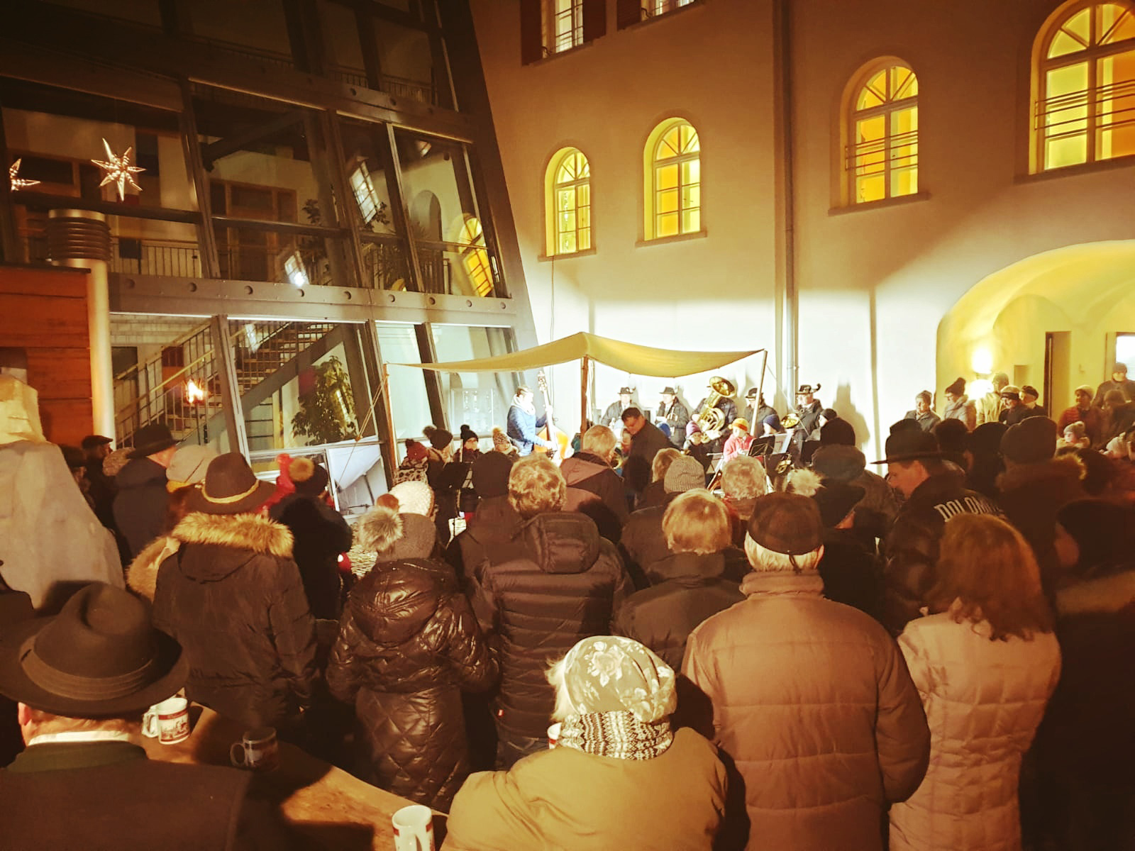 Hirtenstunde im Rathaus-Innenhof